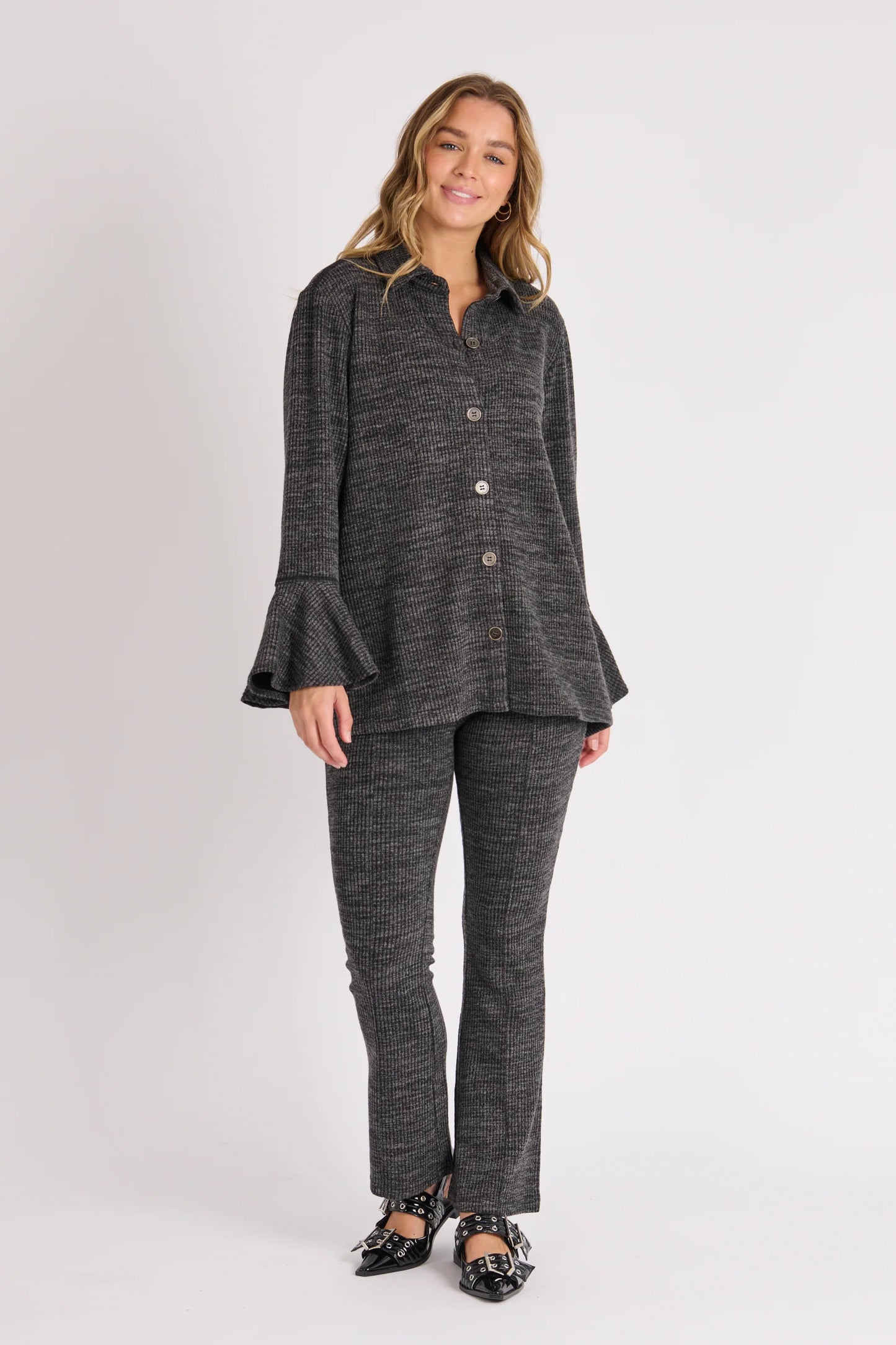 LONGLINE FLARE CUFF SHIRT