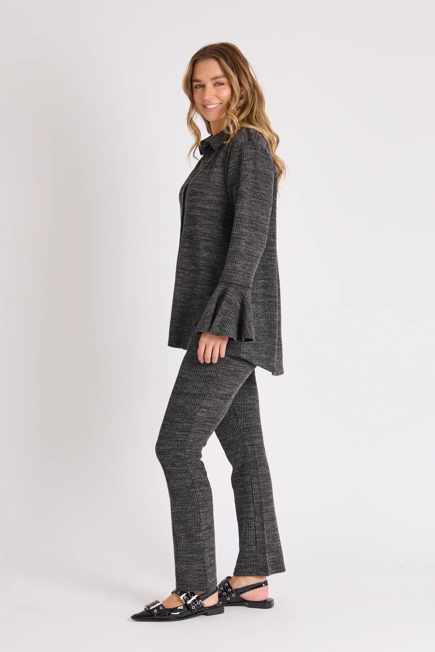 LONGLINE FLARE CUFF SHIRT