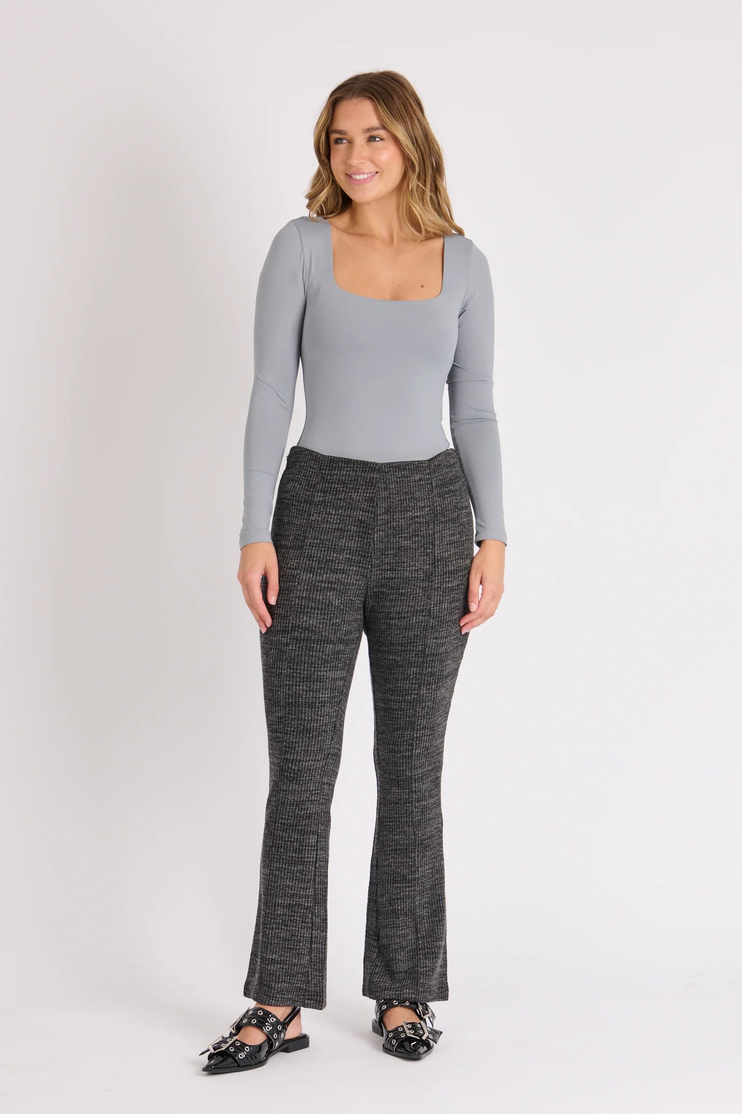RIBBED FLARED PANT