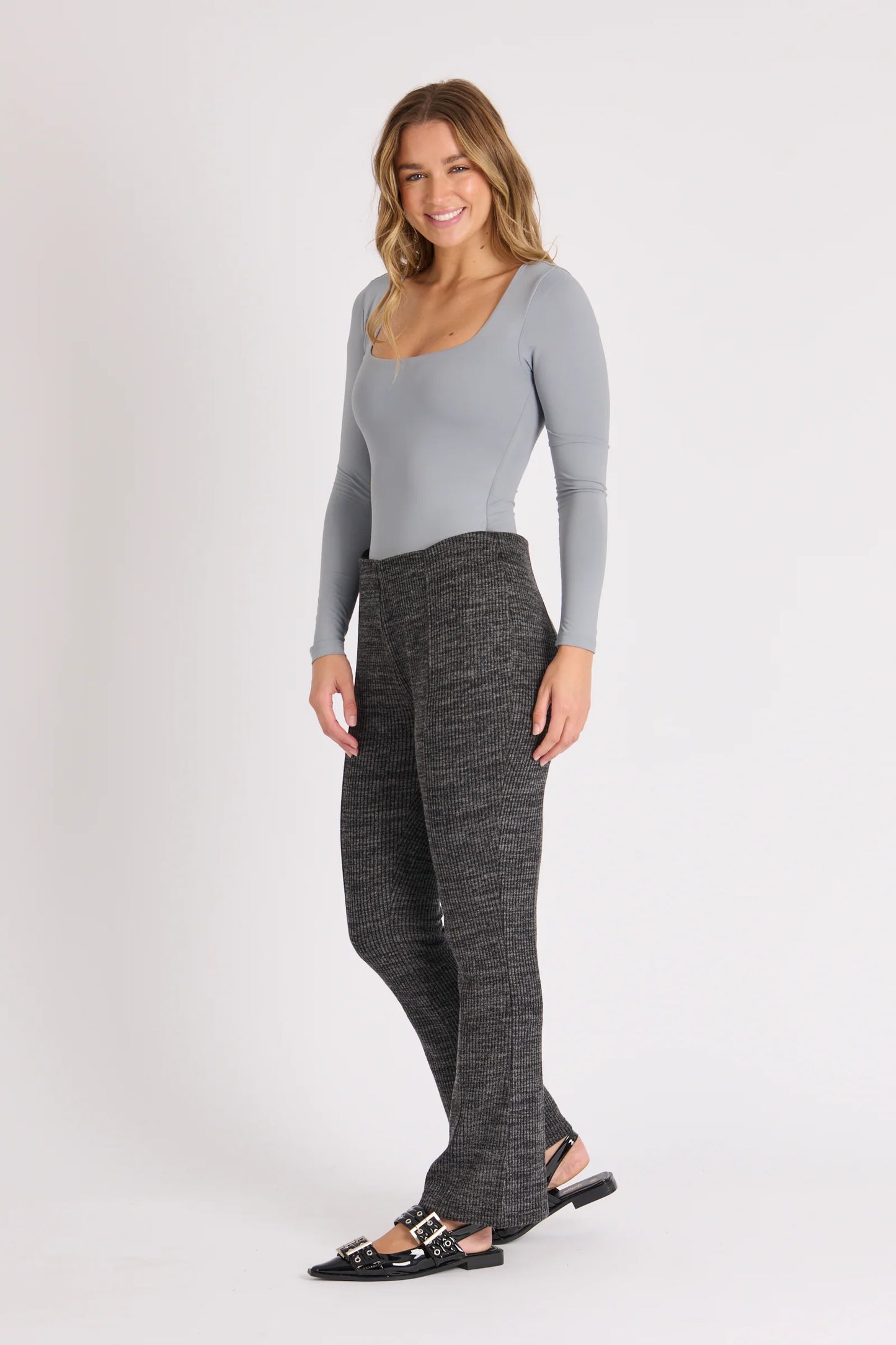 RIBBED FLARED PANT