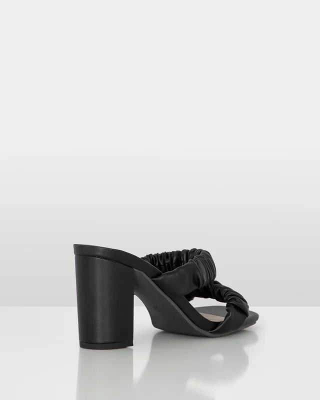 EMILEE HEEL