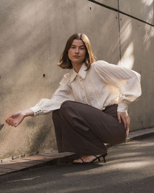 LU LU LACEY SHIRT
