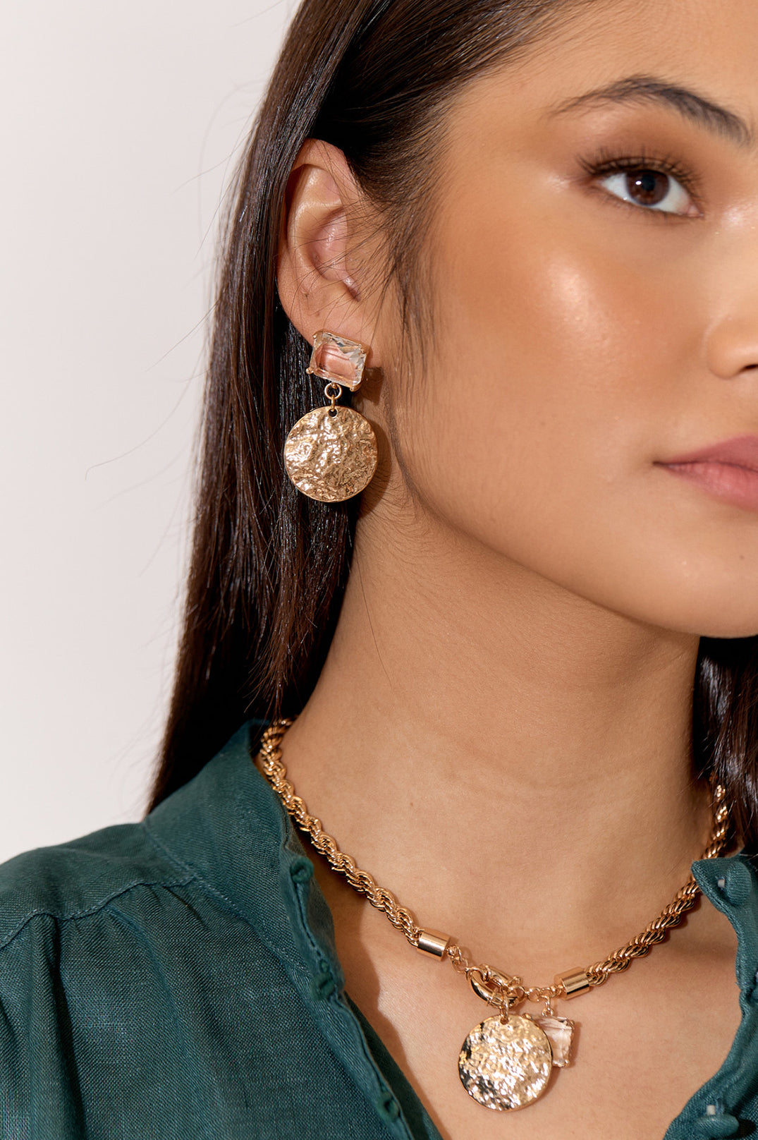 HAMMERED DISC GEM DROP EARINGS