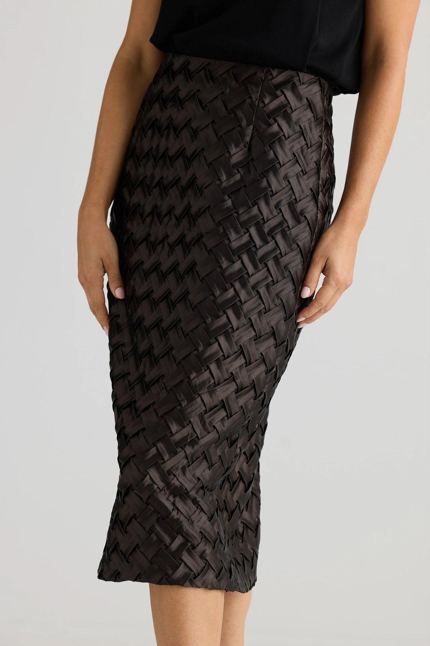 CRISS CROSS SKIRT