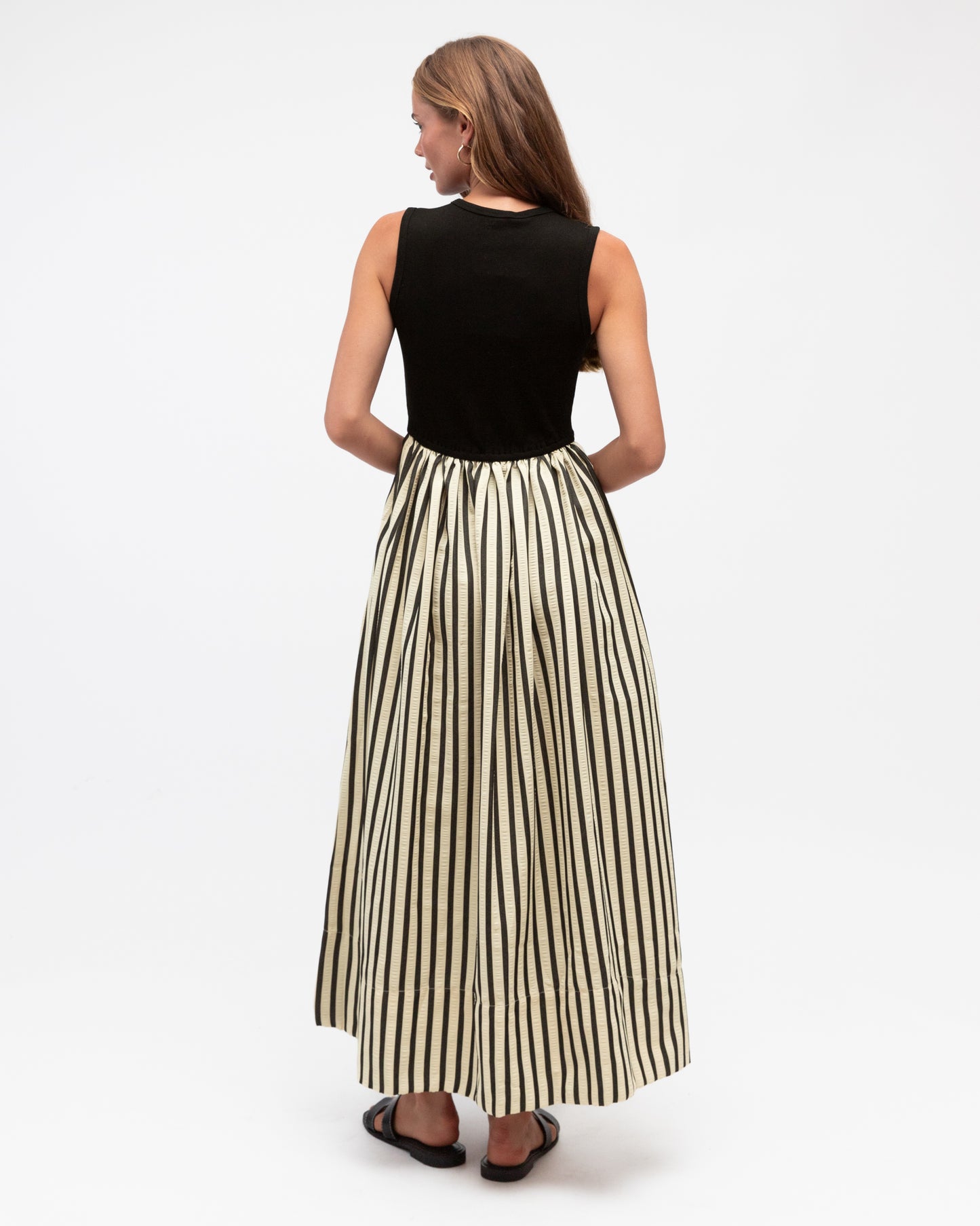MEDIA DRESS