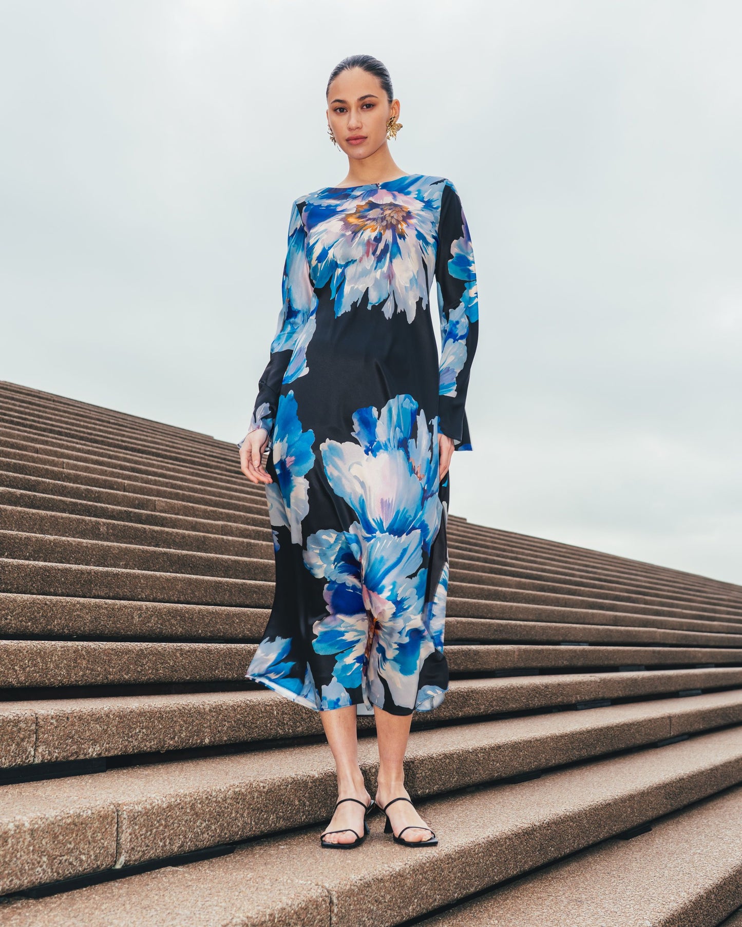 MIDNIGHT BLOOM MASXI DRESS