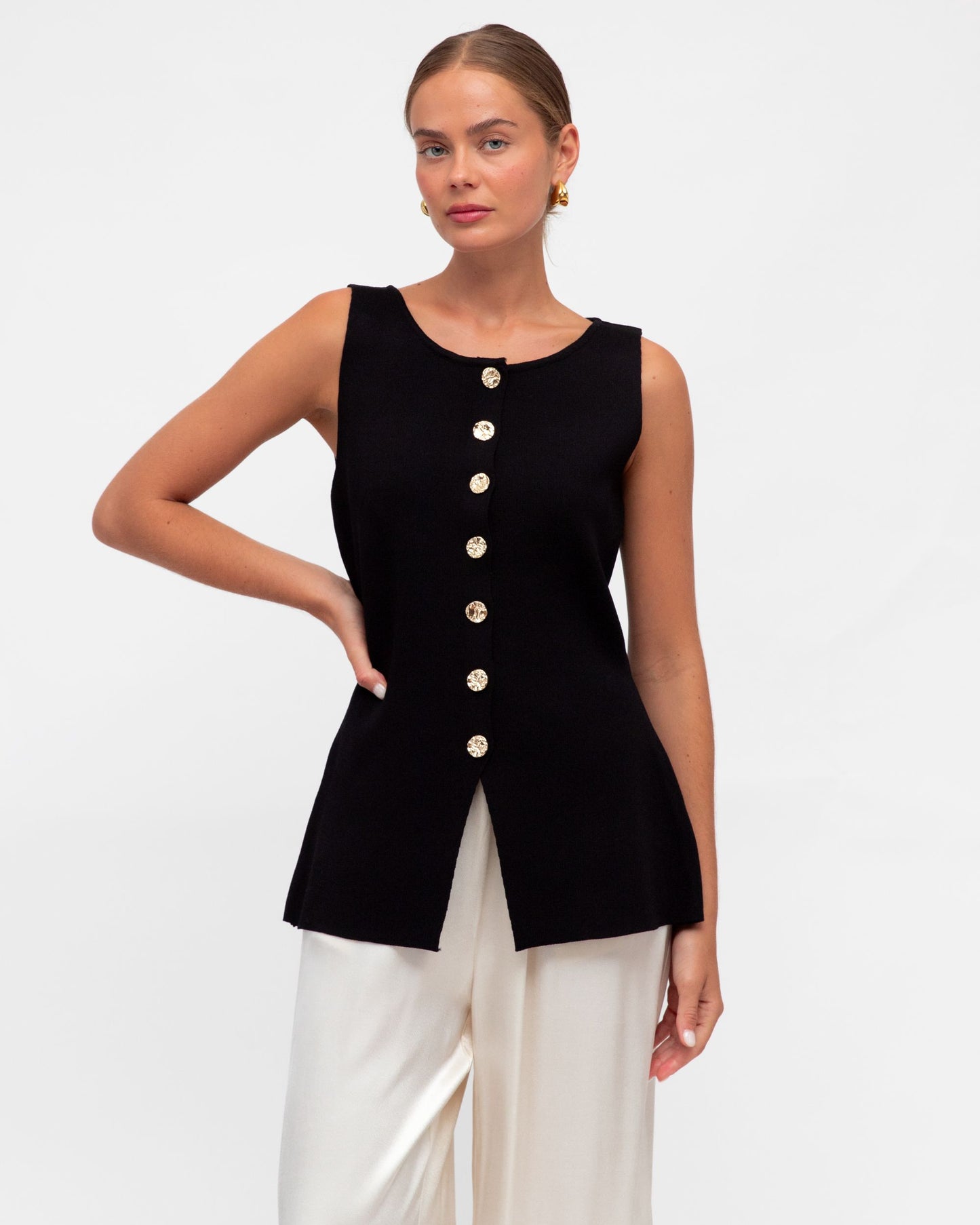 TIA VEST