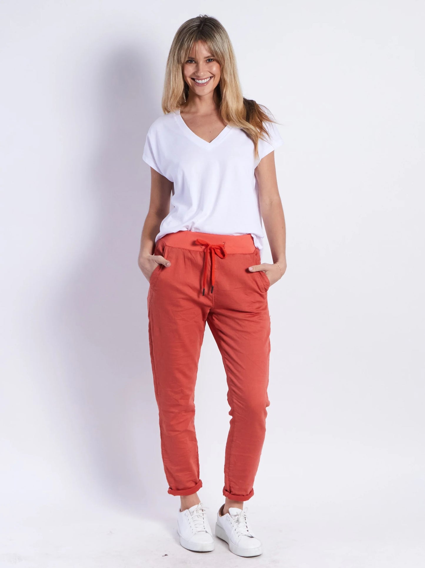 COLOURED CRINKLE DENIM JOGGER