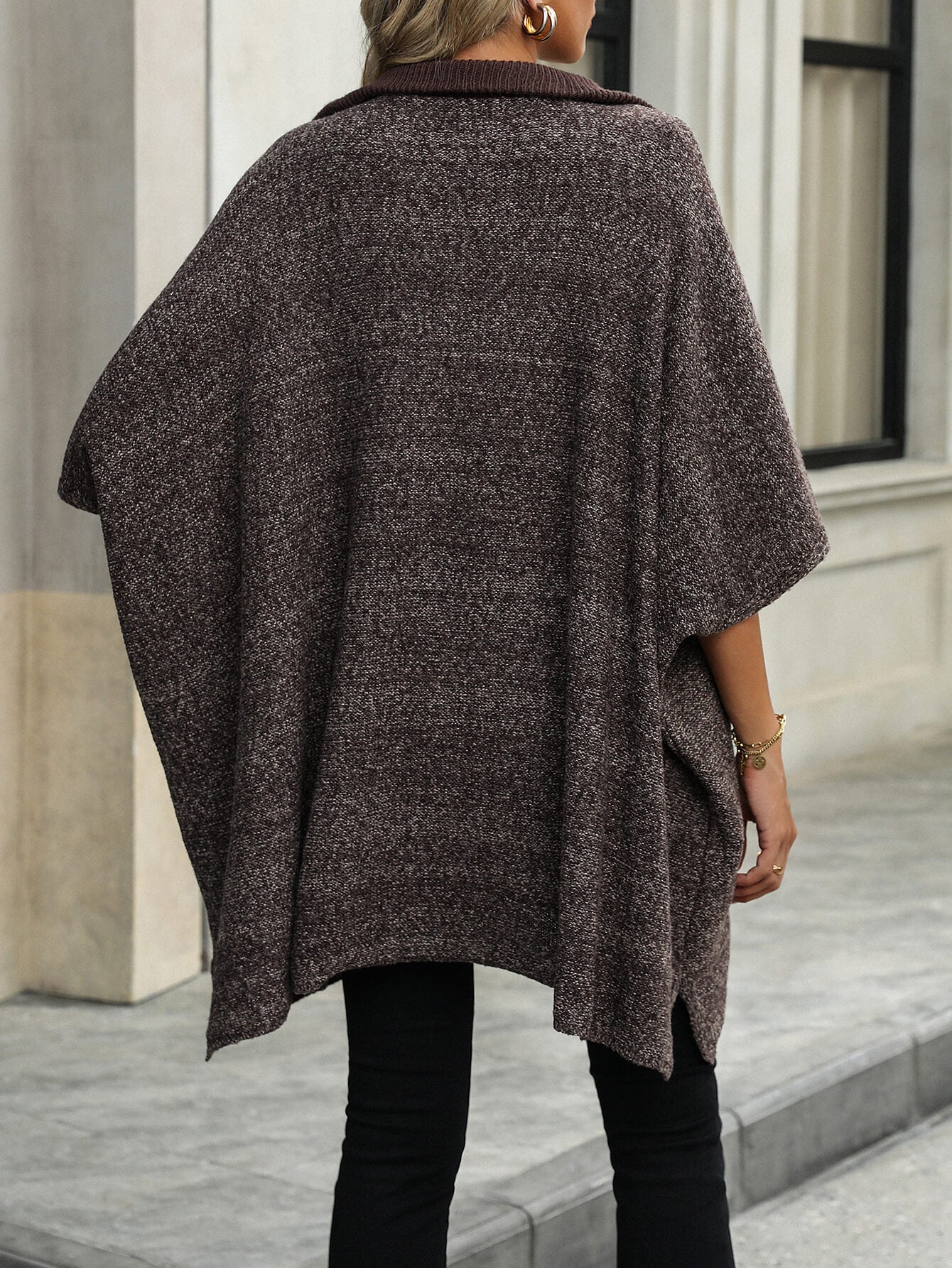 KNIT TOP