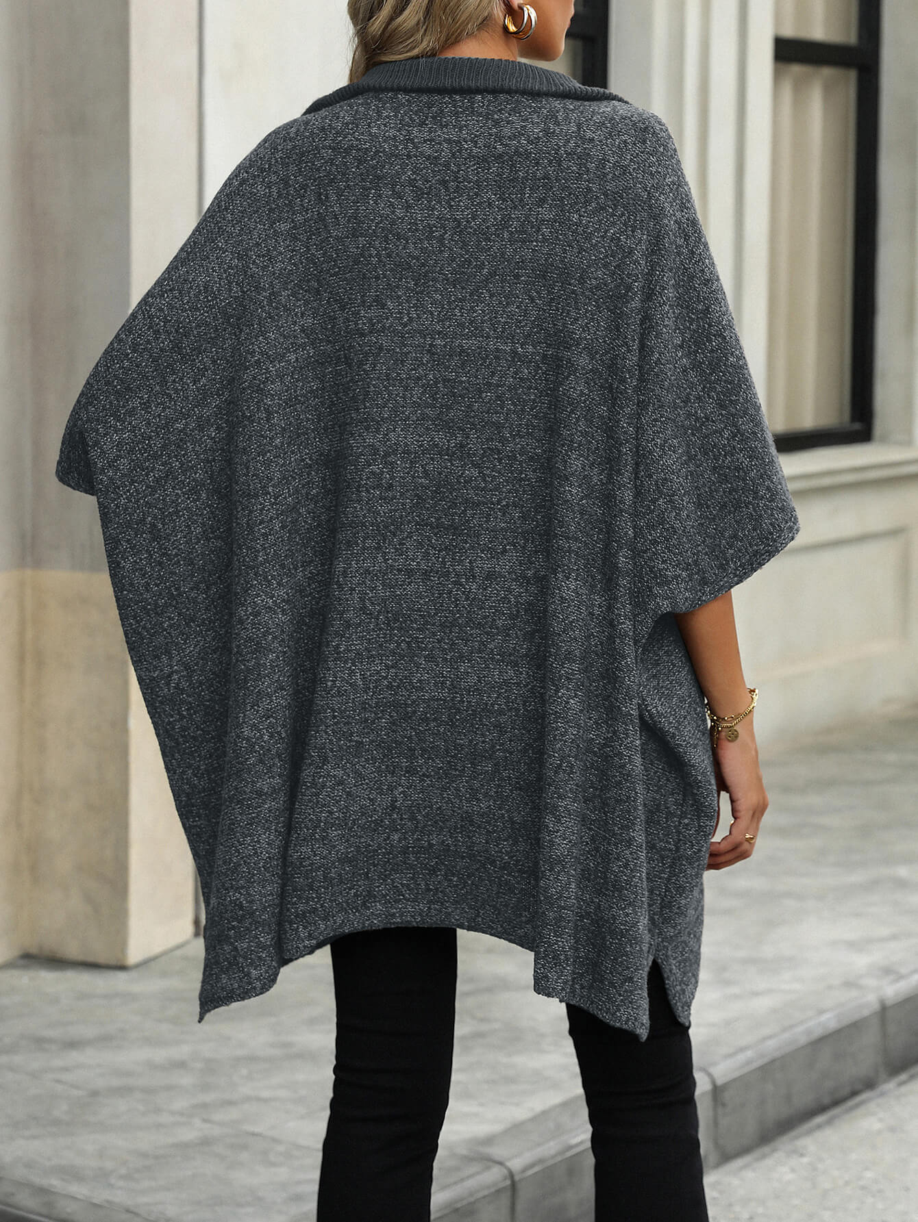 KNIT TOP