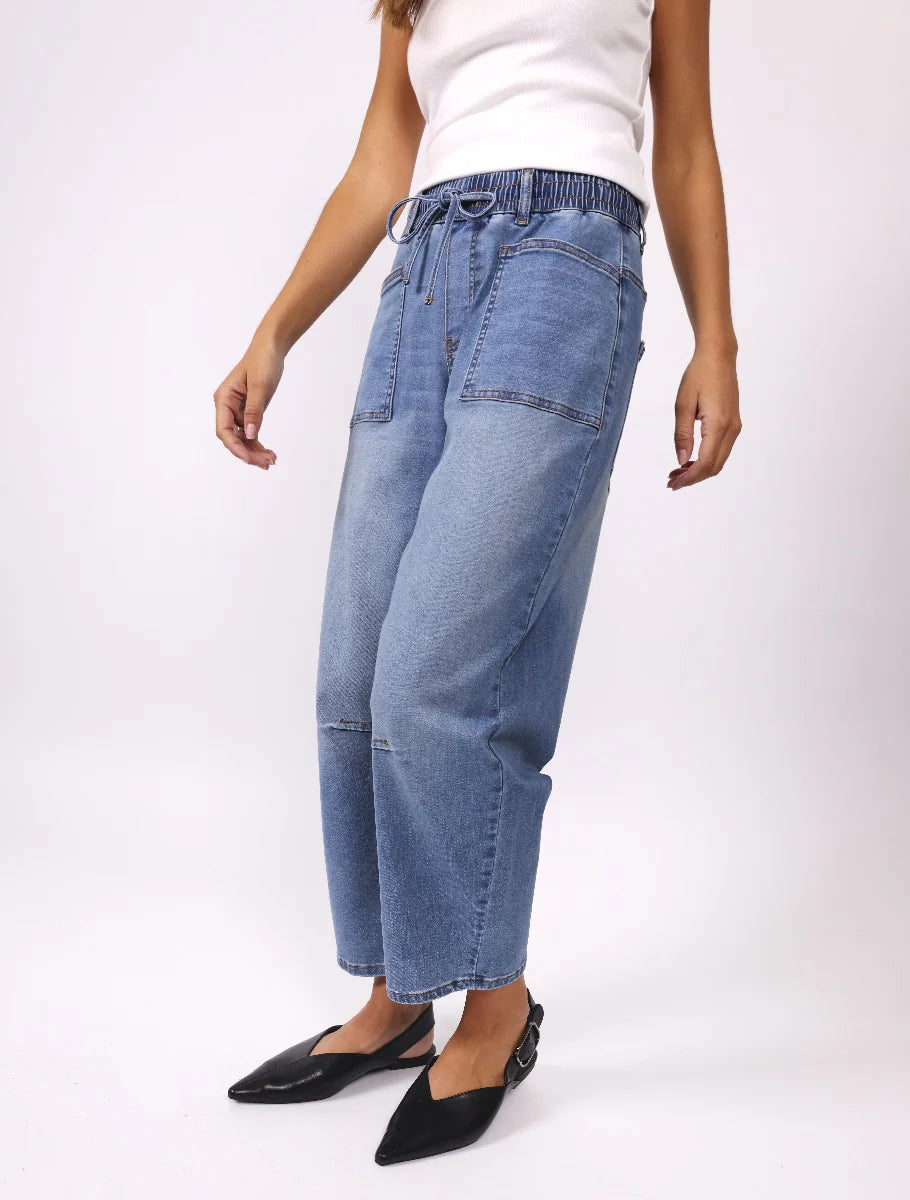 LEO BARREL JEANS