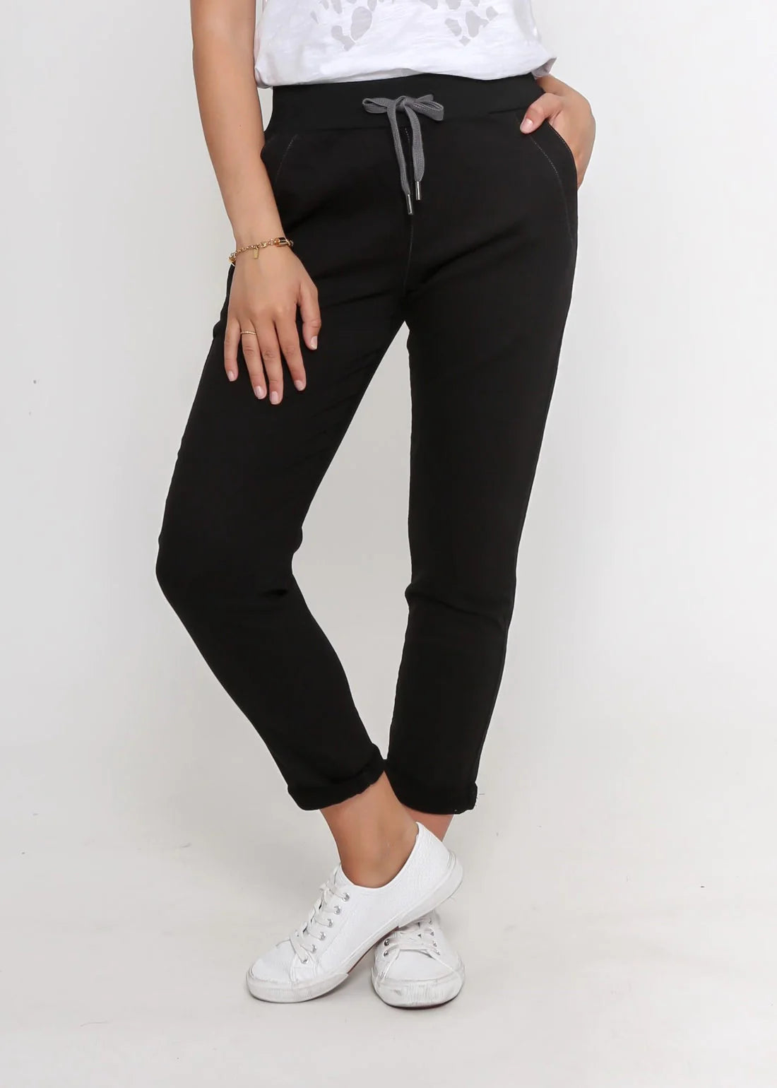 RILEY DENIM JOGGER - BLACK