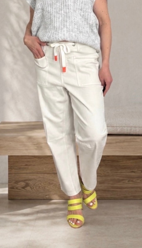CARTER BARREL JEAN