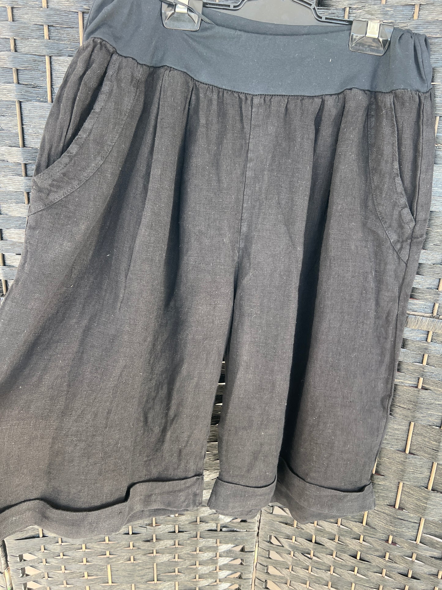 ANNA LINEN SHORTS