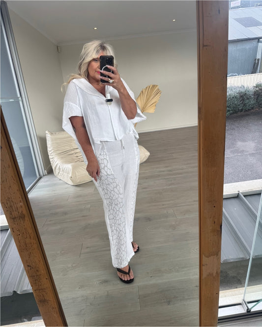 LU LU LINEN TOP