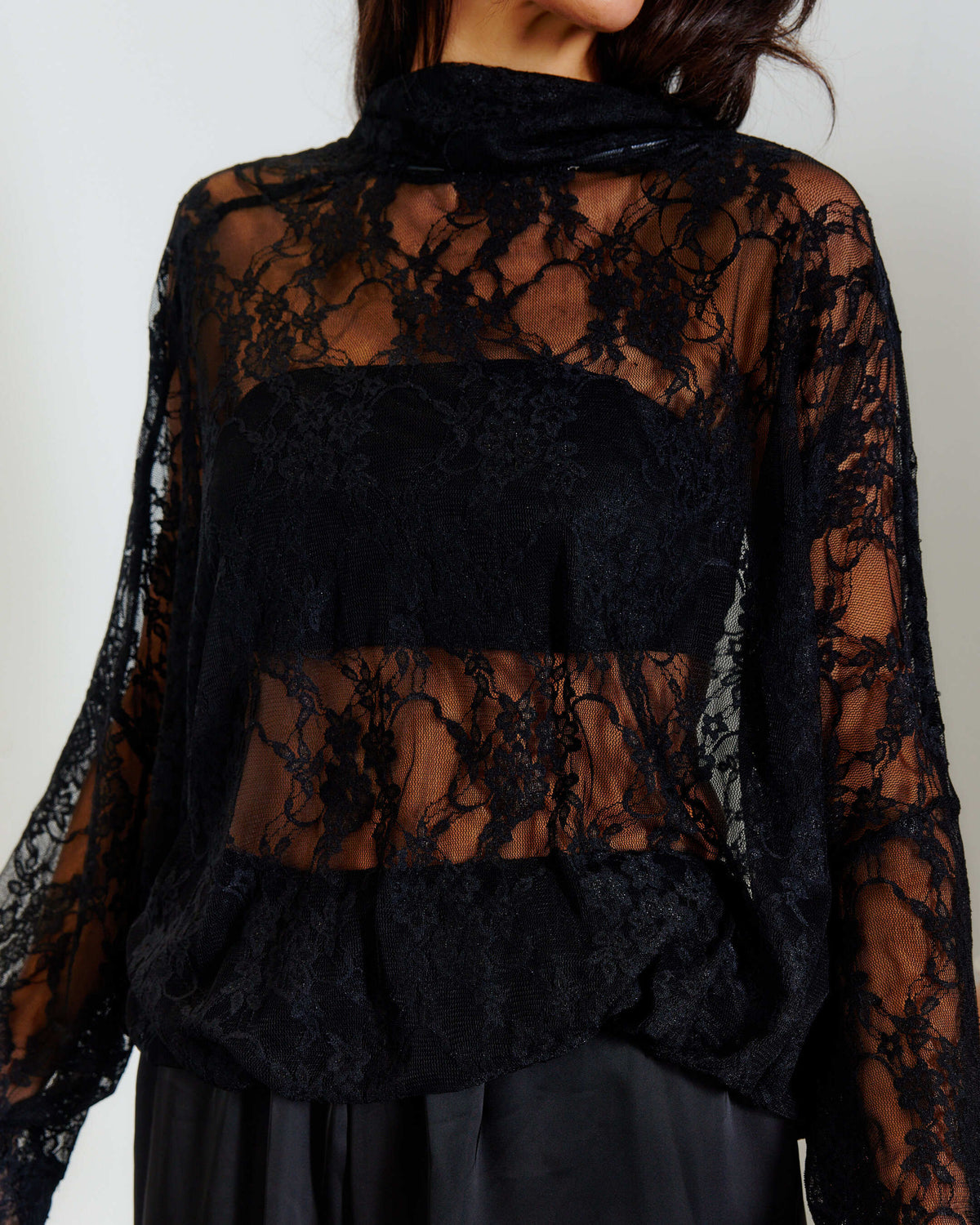 REV LACE TOP 2 WAY BLACK