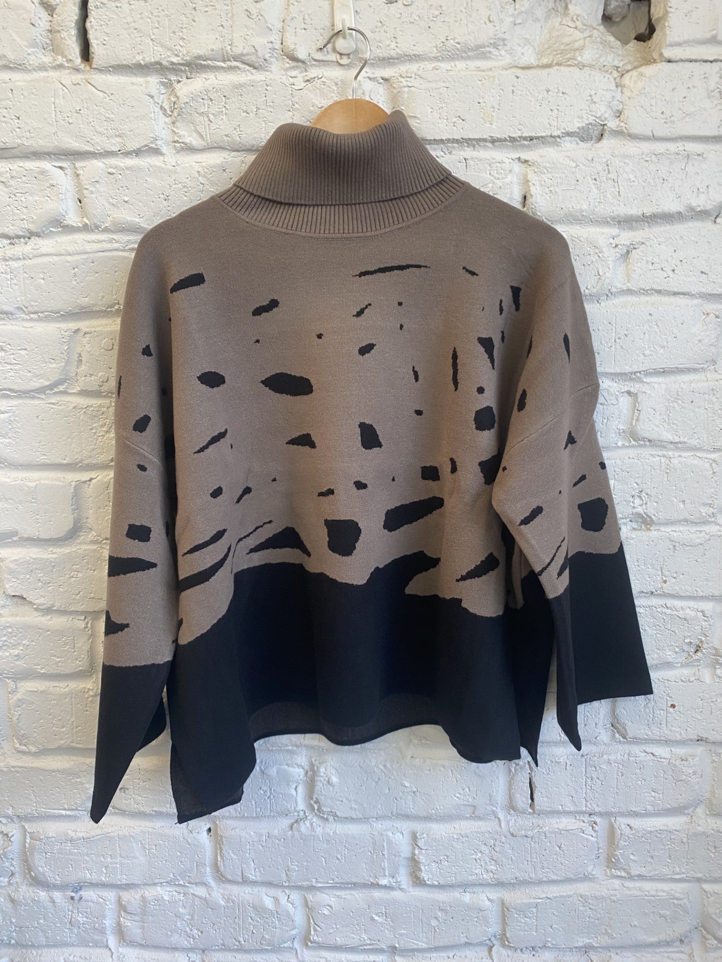 SPLASH KNIT