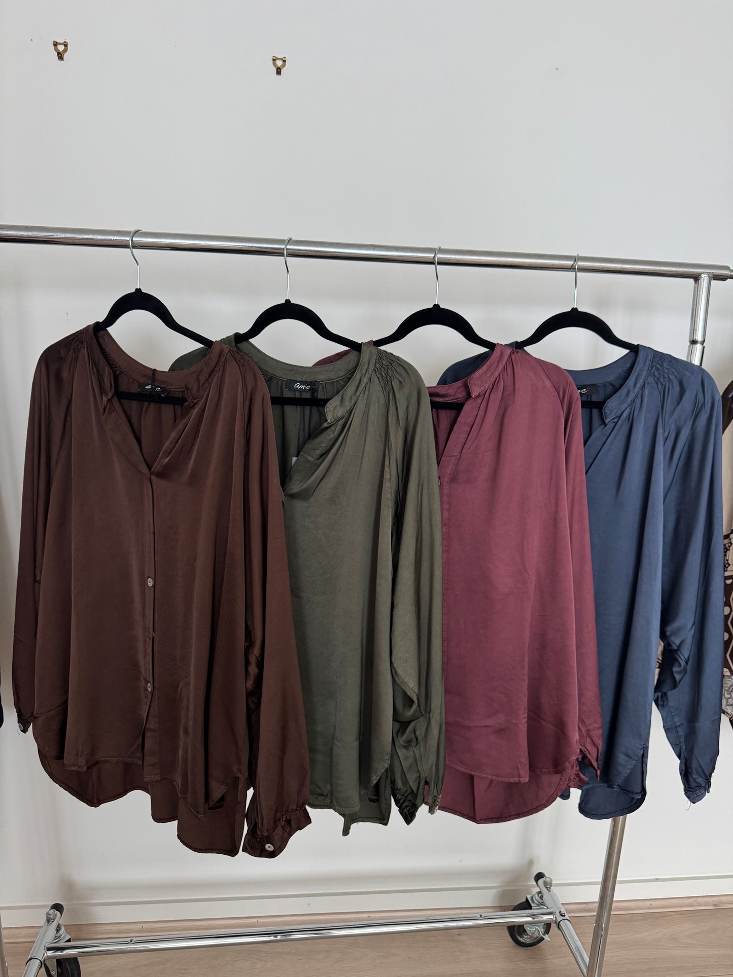 KARA SILK SHOULDER PLEAT SHIRT