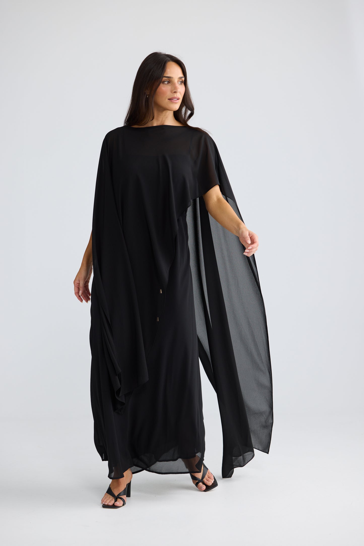 AVENUE CAPE