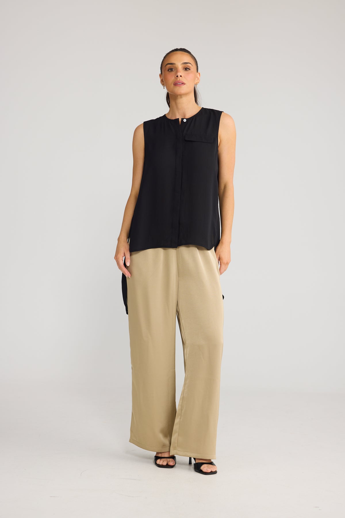 HILARY TOP