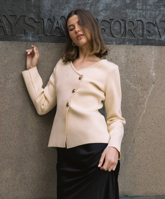 GENEVIEVE KNIT