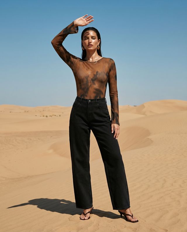 SHEER BLUR TOP