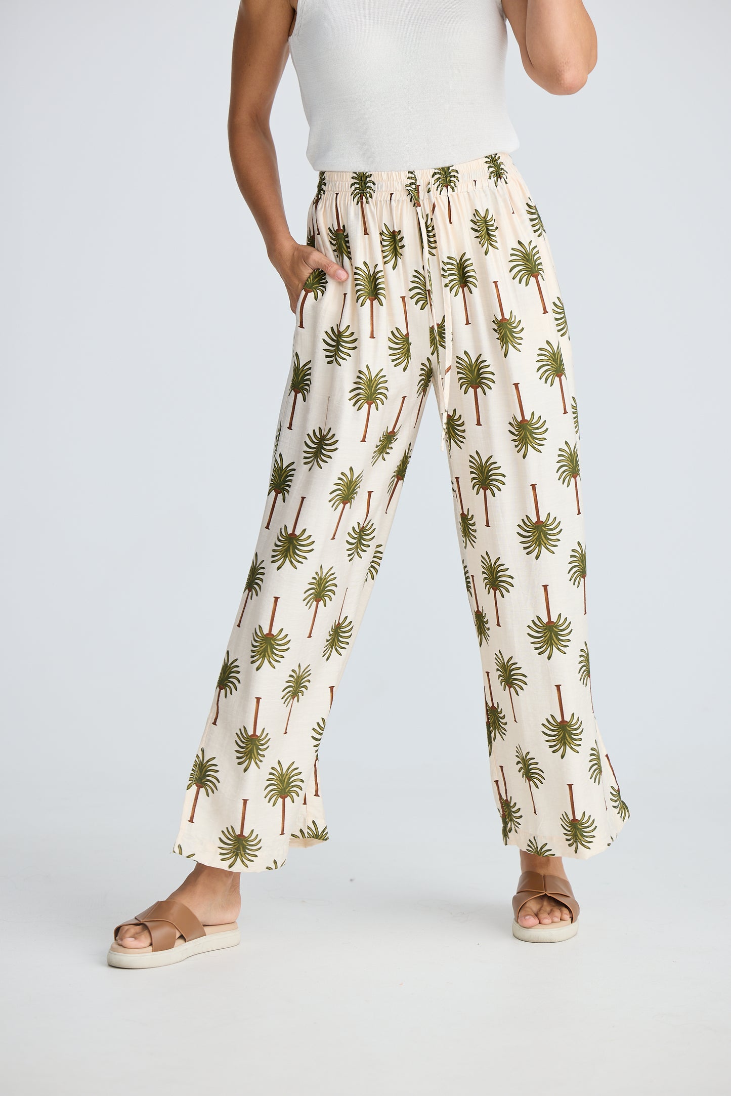 FLY AWAY PANT PALM PRINT