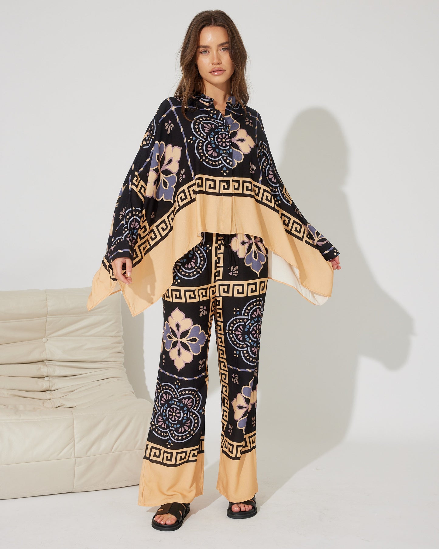 AMINA TILE PRINT PANT