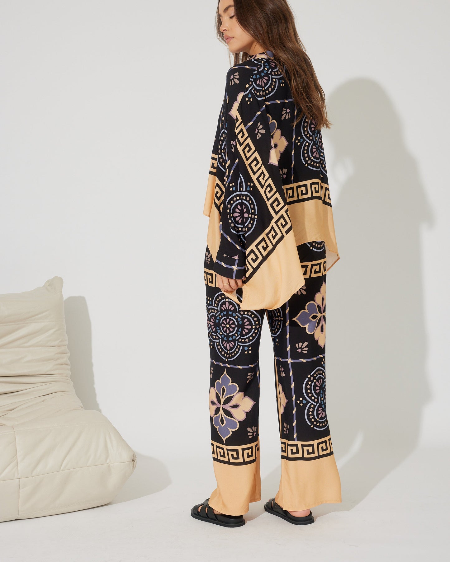 AMINA TILE PRINT PANT