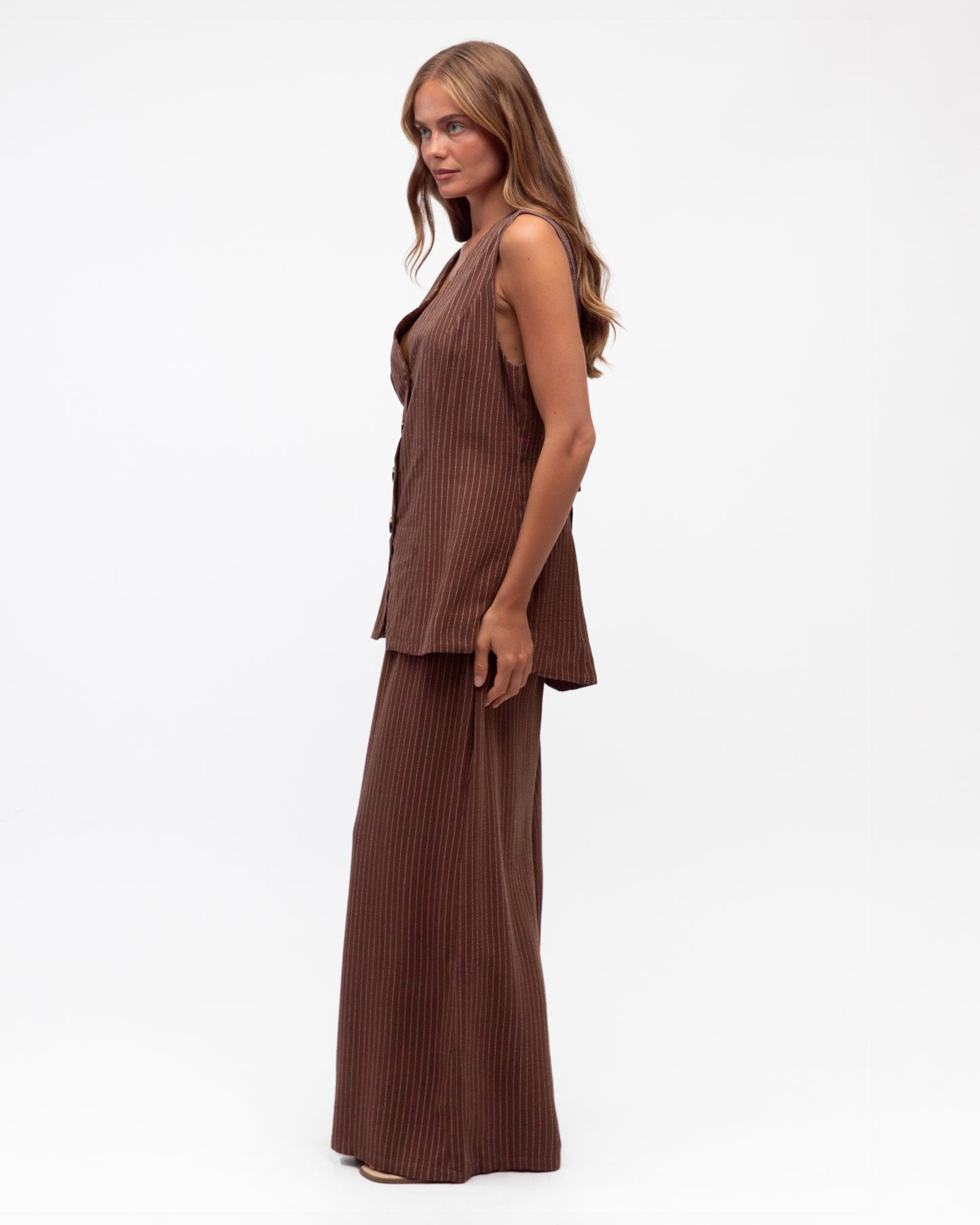 LINEN VEST
