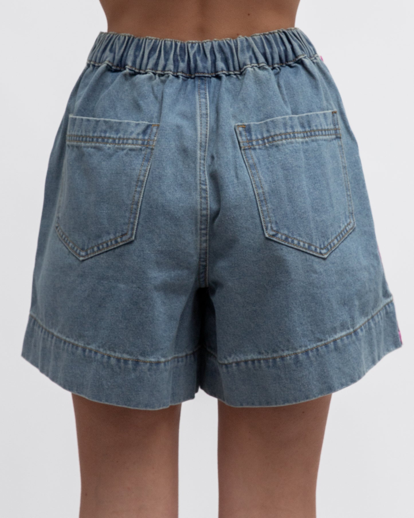 SIDE STRIPE DENIM SHORT
