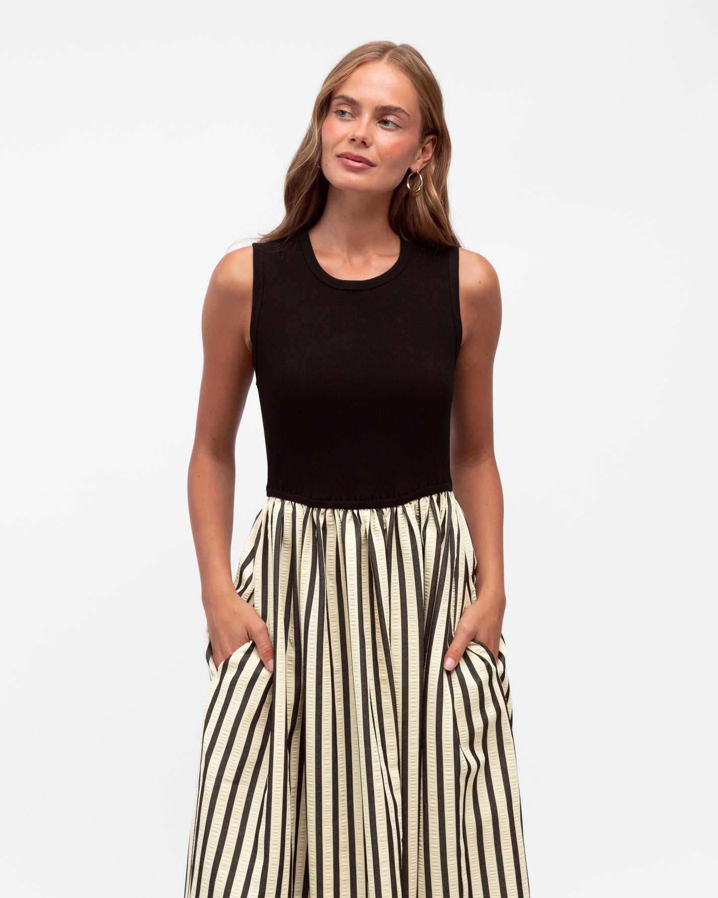 MEDIA DRESS