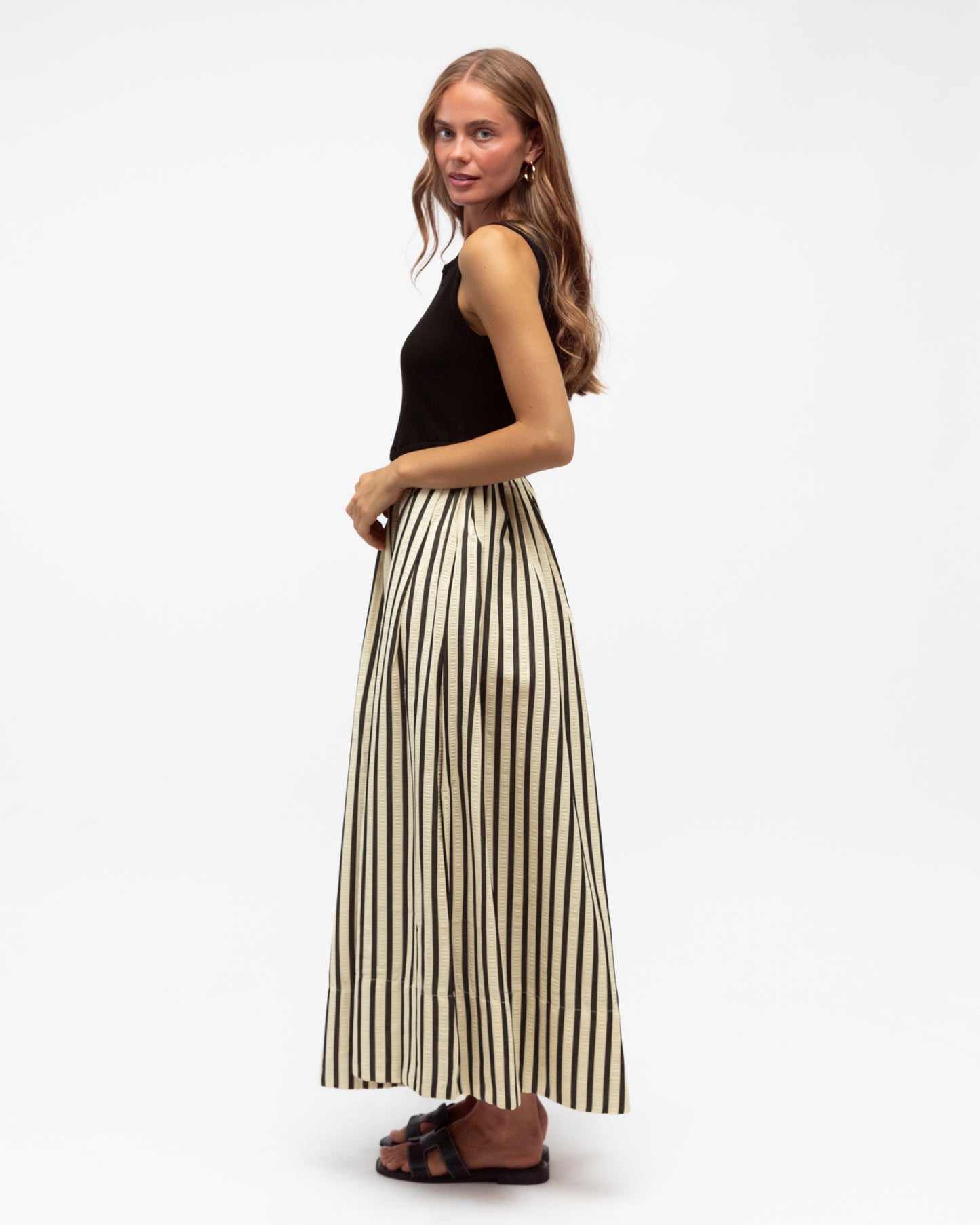 MEDIA DRESS