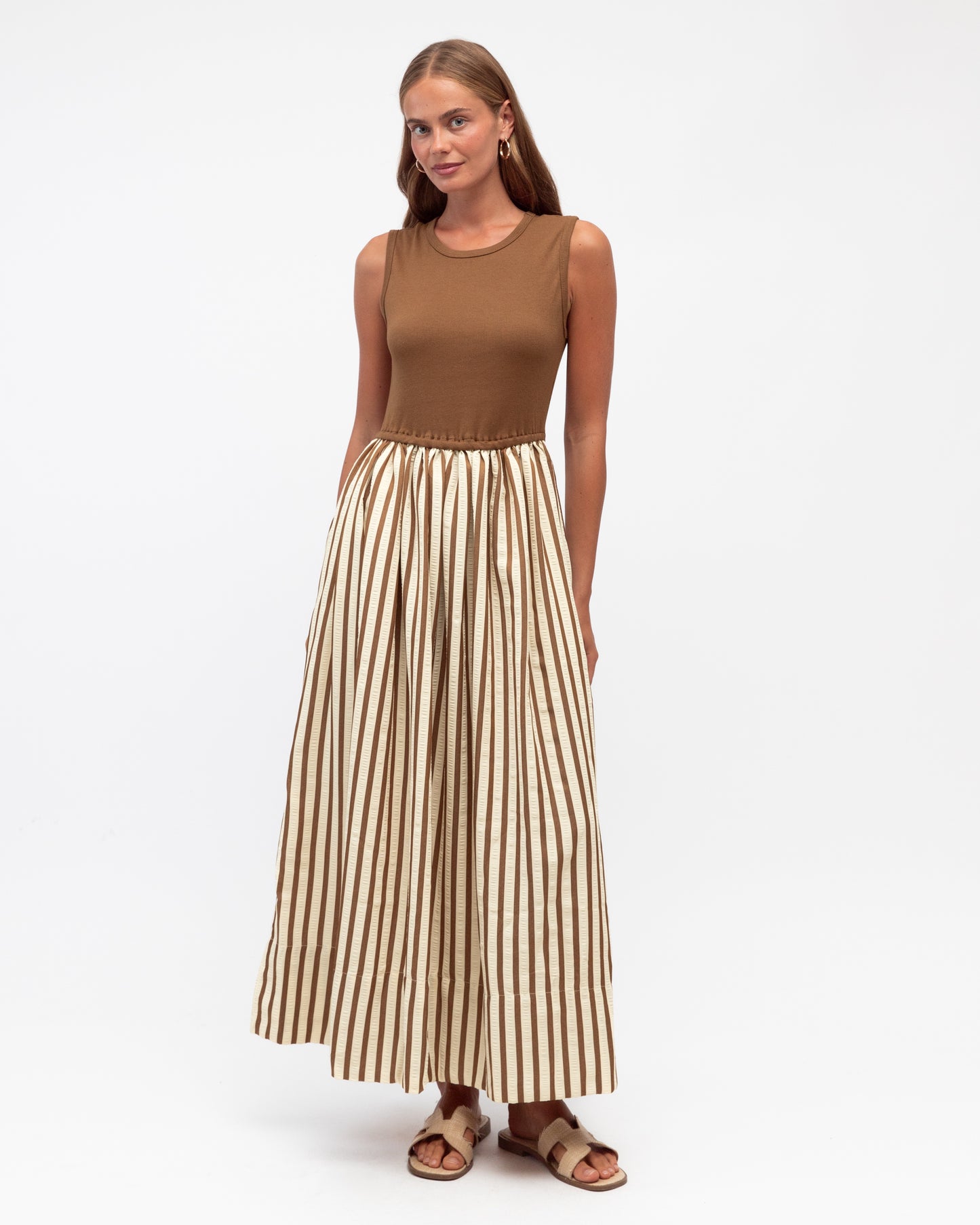 MEDIA DRESS
