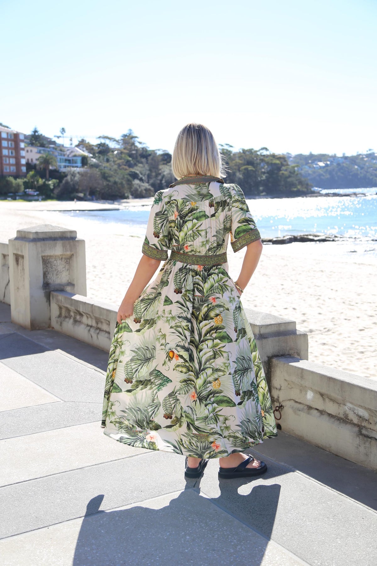TROPICAL MAXI