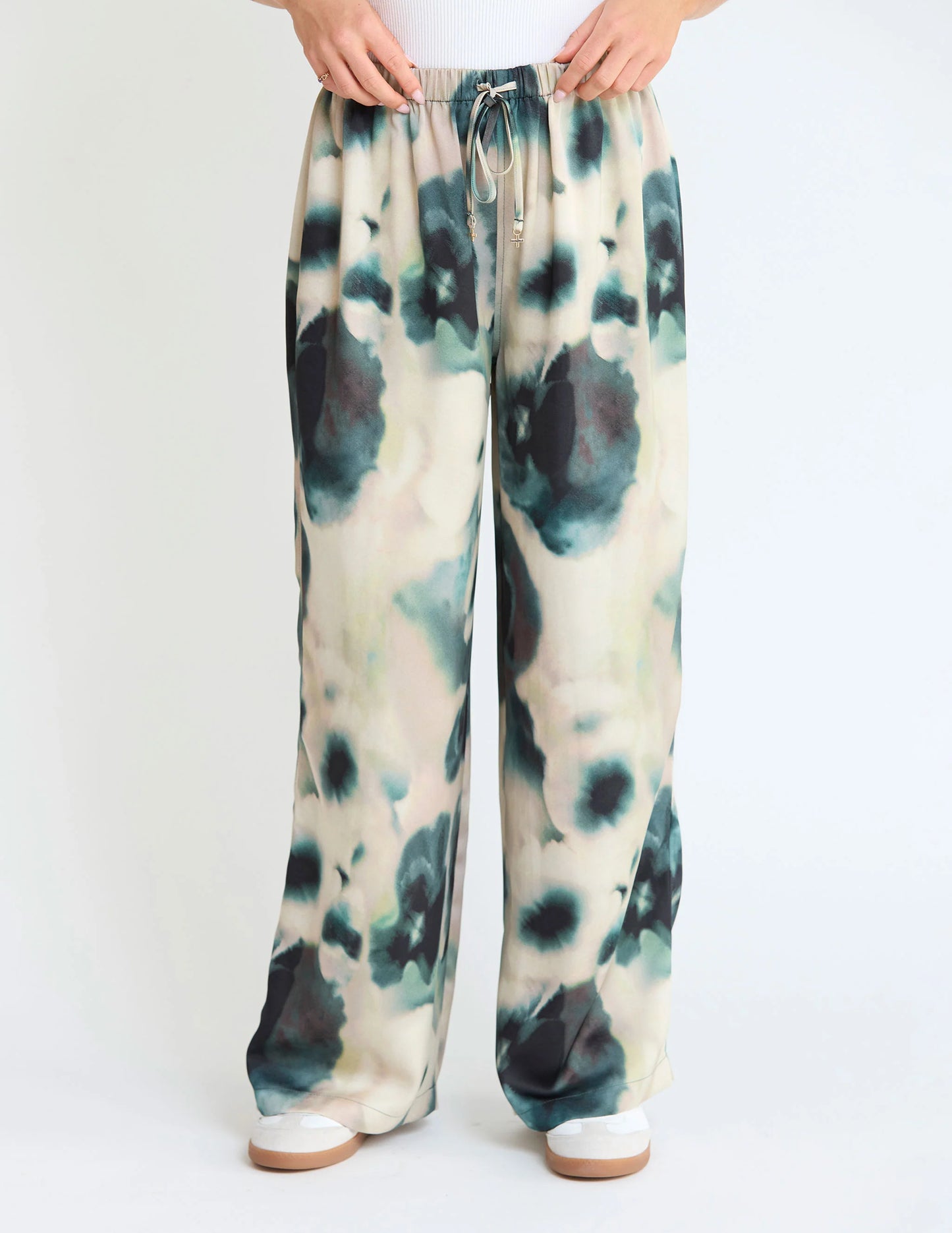 ARINA PANT