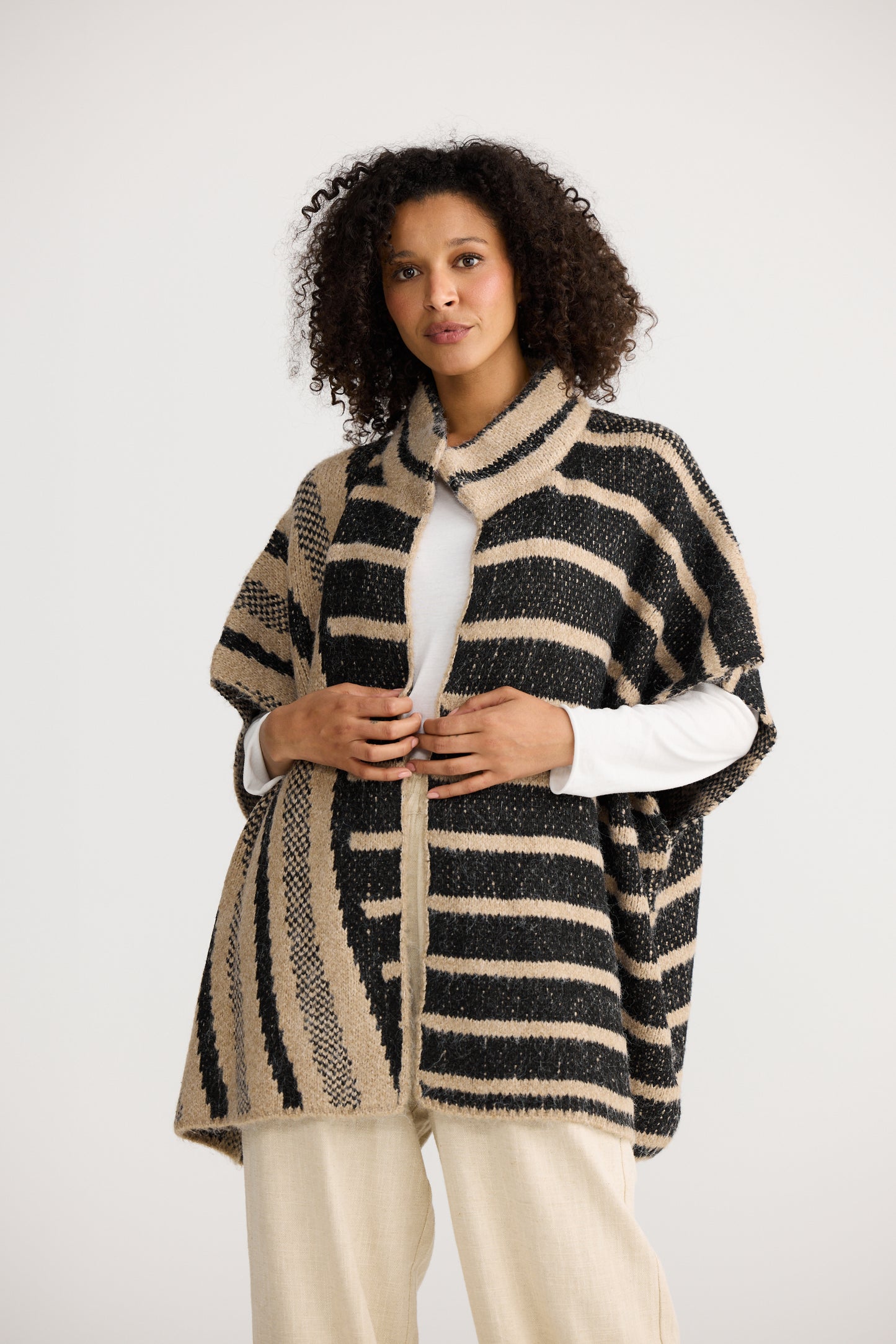 ADORE KNIT CAPE