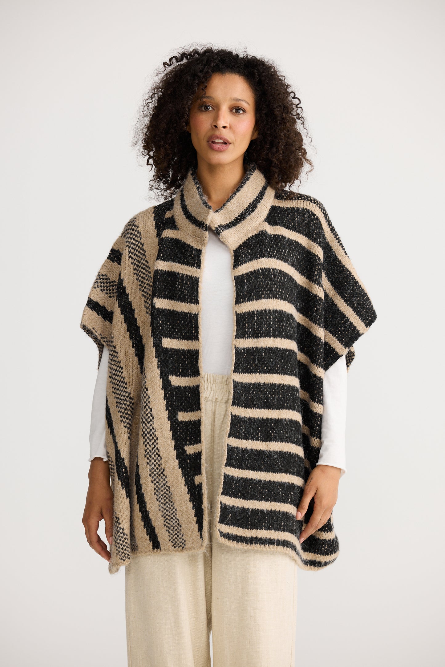 ADORE KNIT CAPE
