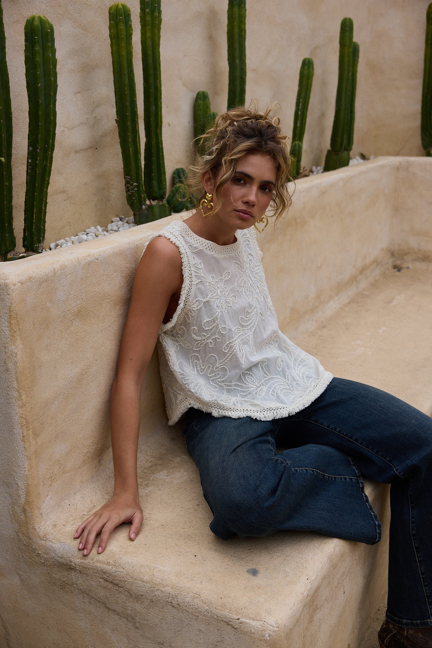 CHANTILLY TOP NATURAL EMBROIDERY