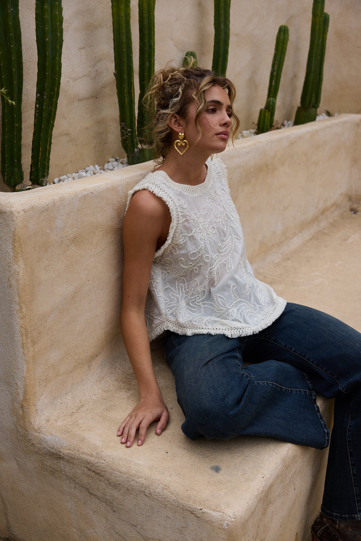 CHANTILLY TOP NATURAL EMBROIDERY
