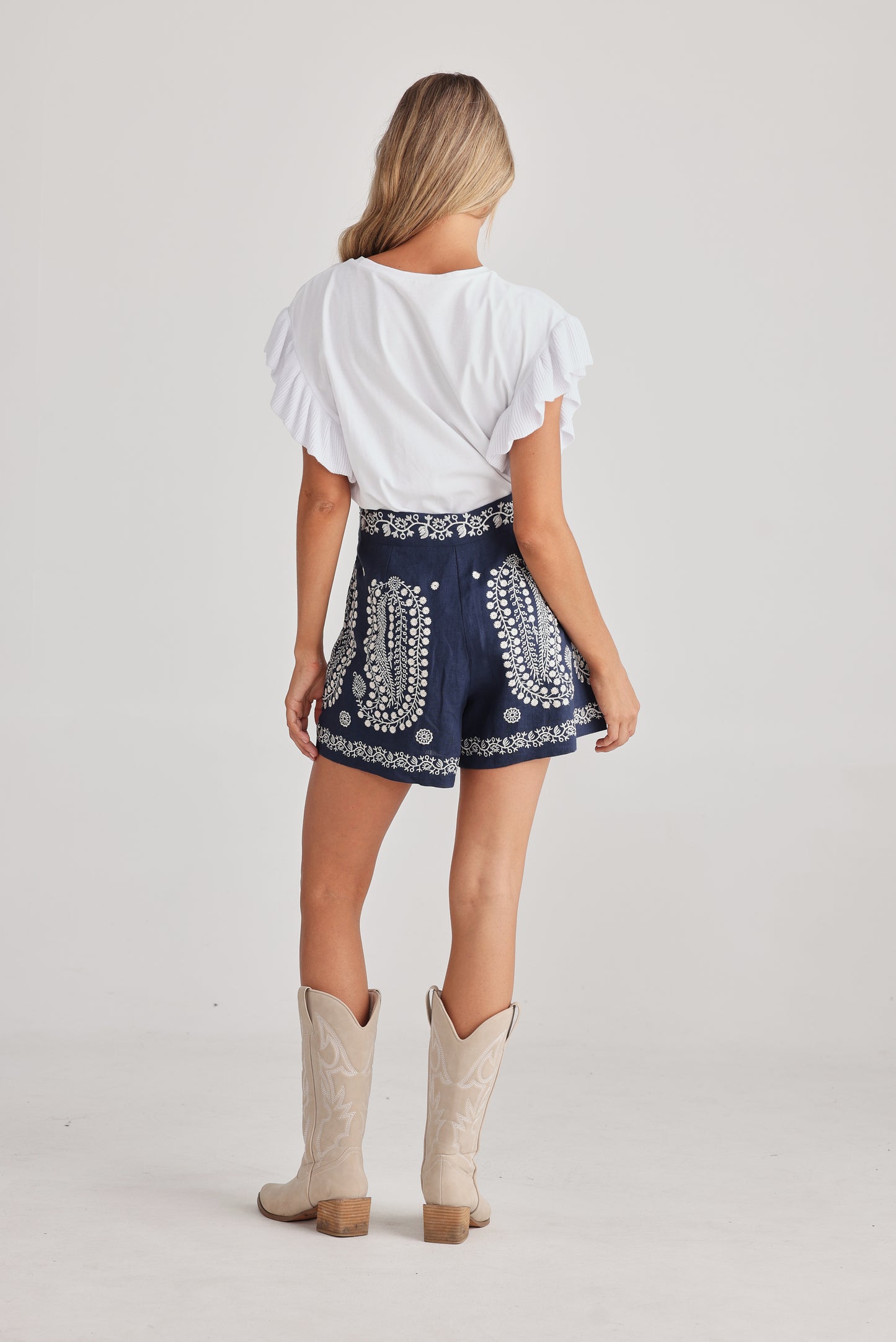 JOHARI SHORT