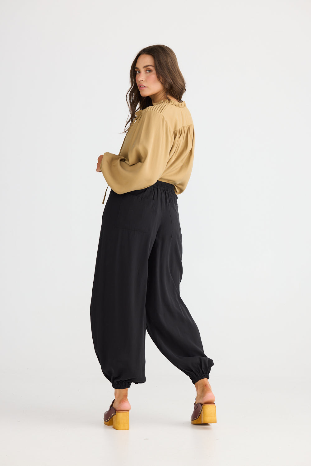 GENIE PANT