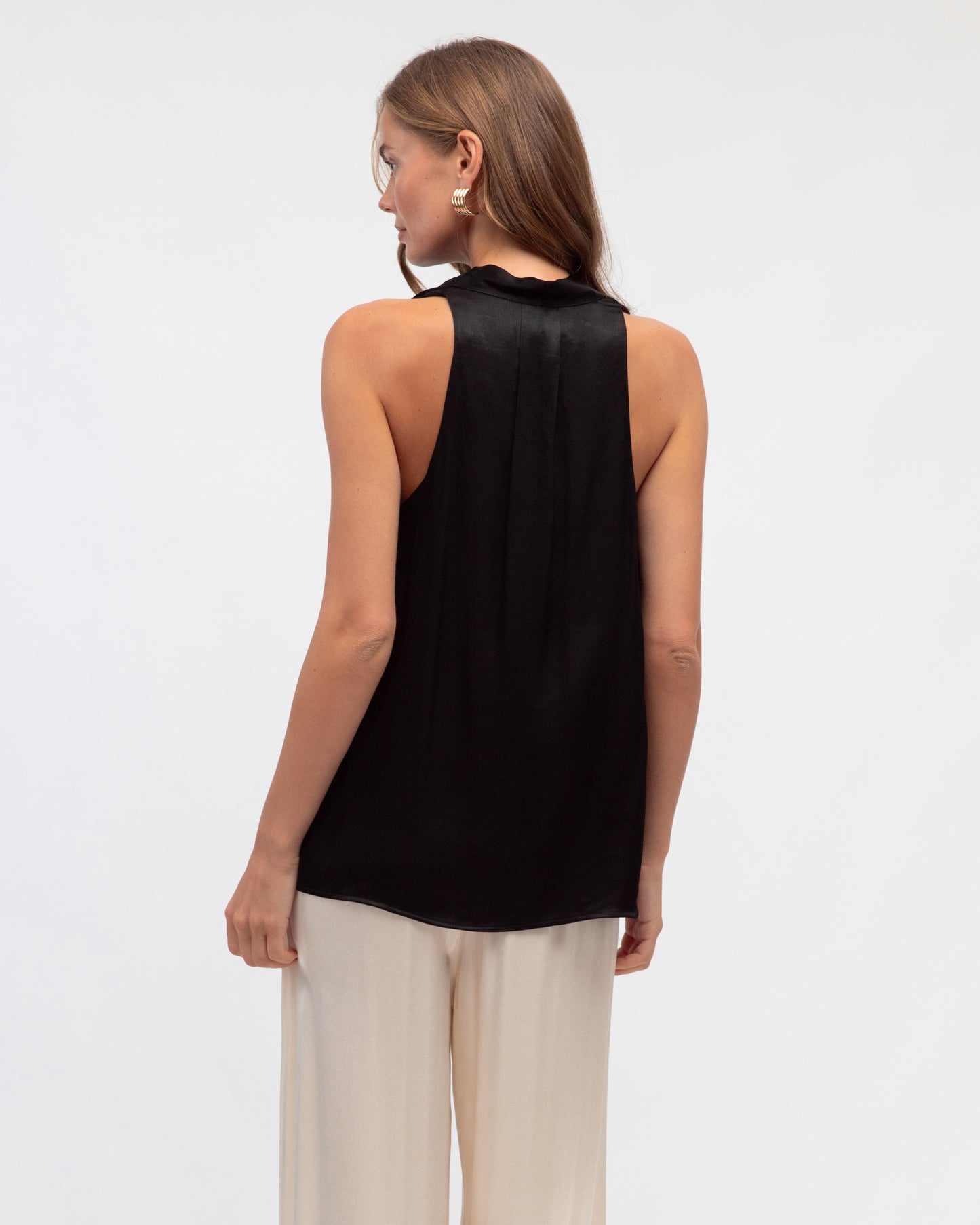 V-NECK TUCK DETAIL TANK