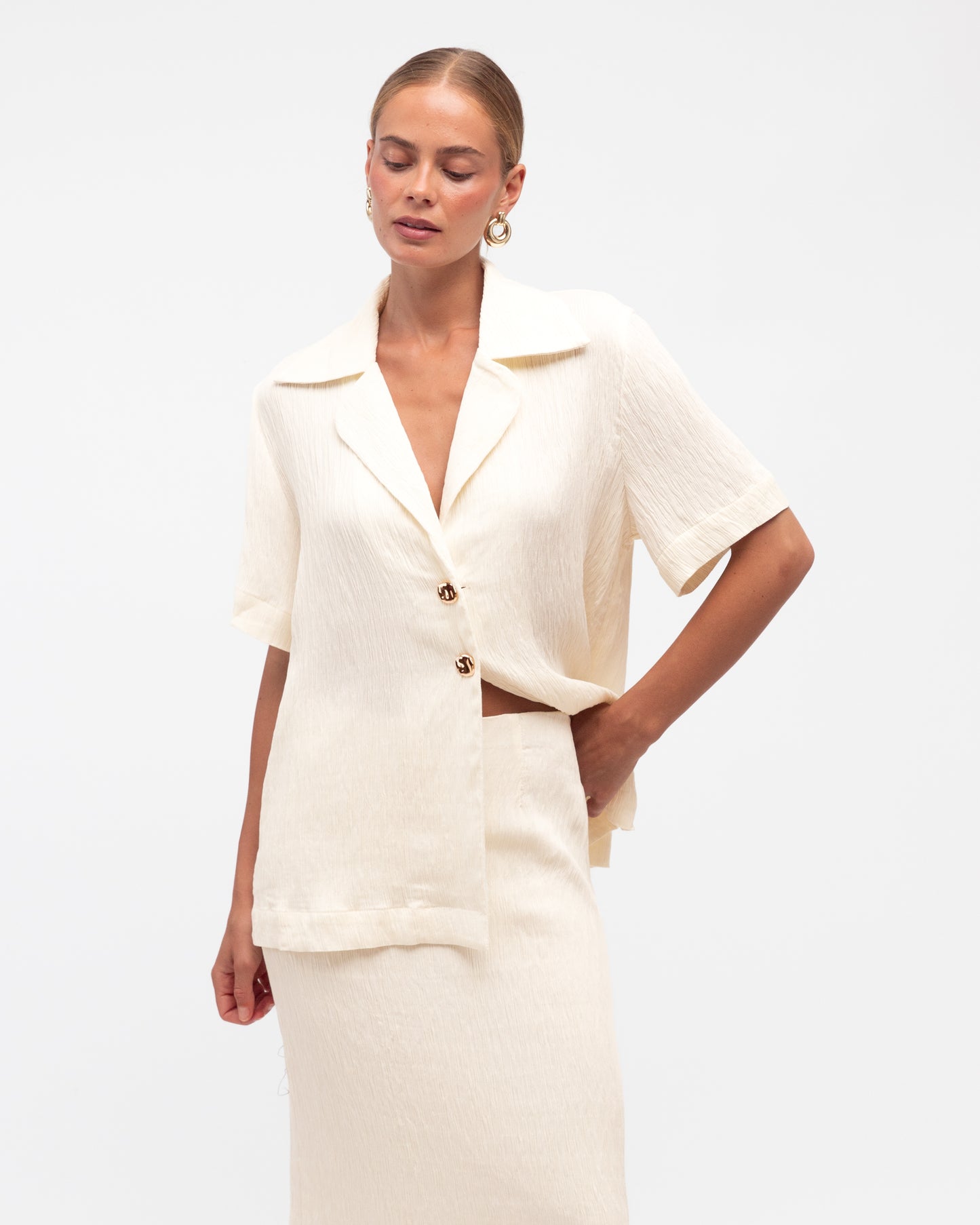 THE CLOSET TEXTURED SHIRT