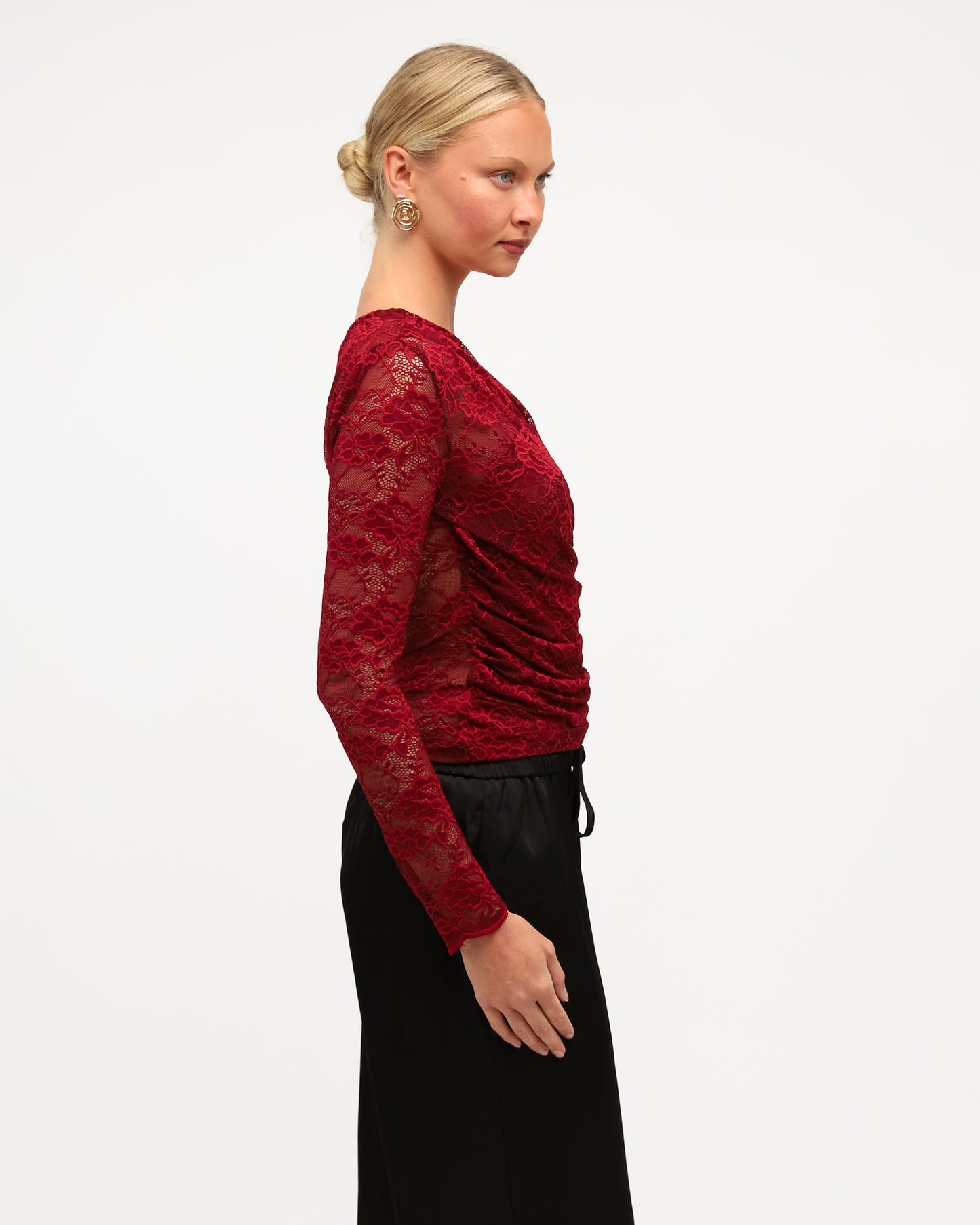 LACE WRAP TOP