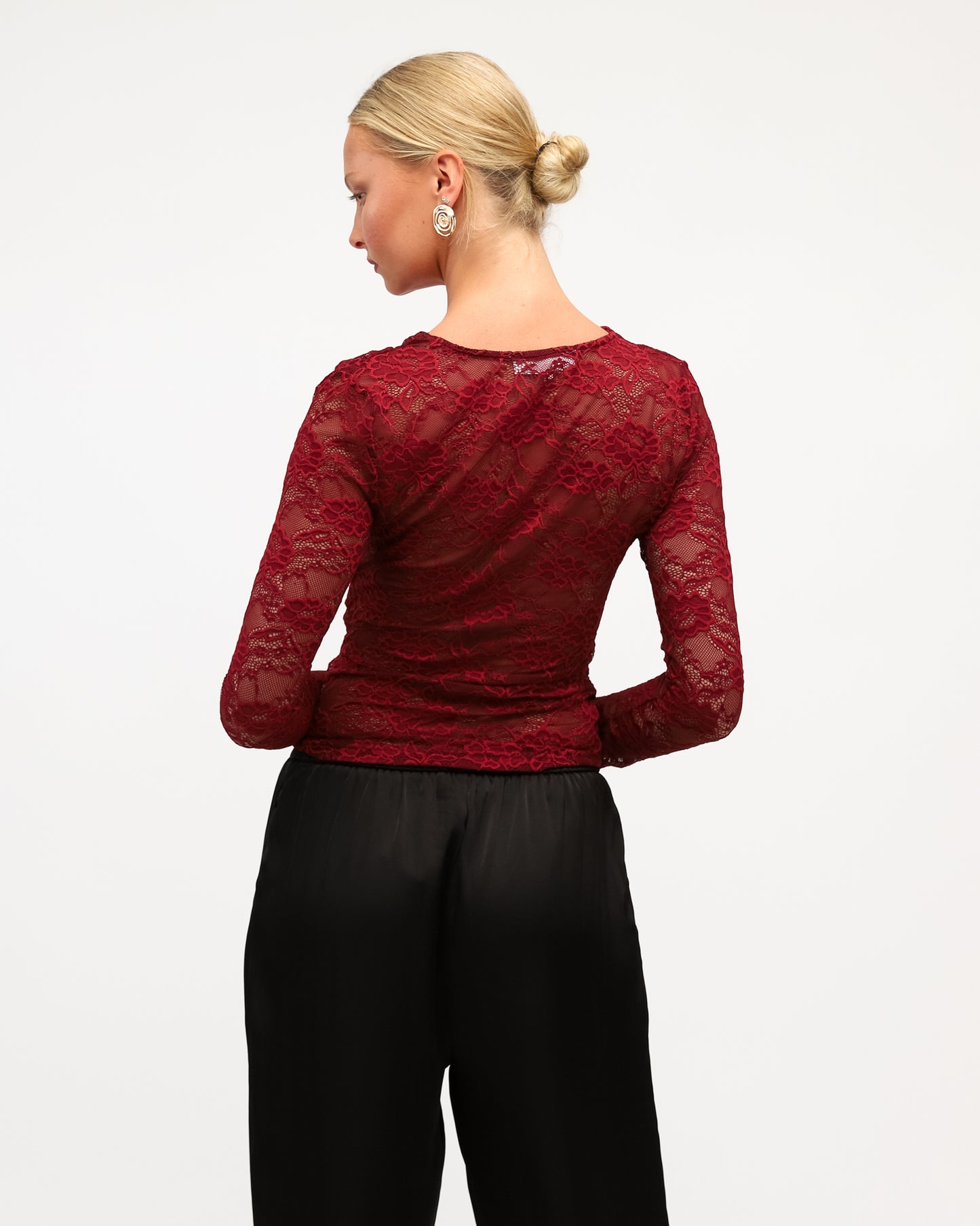LACE WRAP TOP