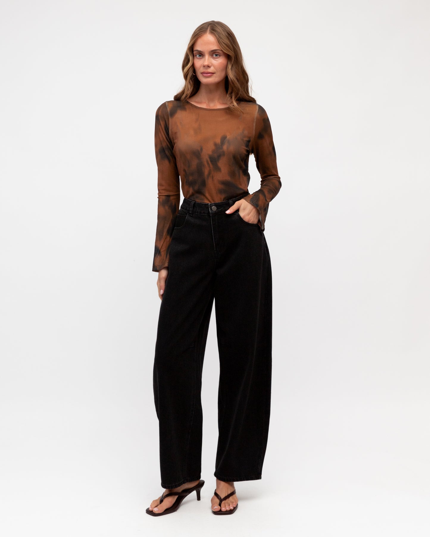 SHEER BLUR TOP