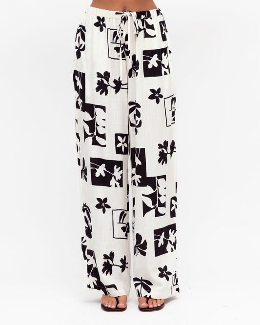 SAMAYA PANT