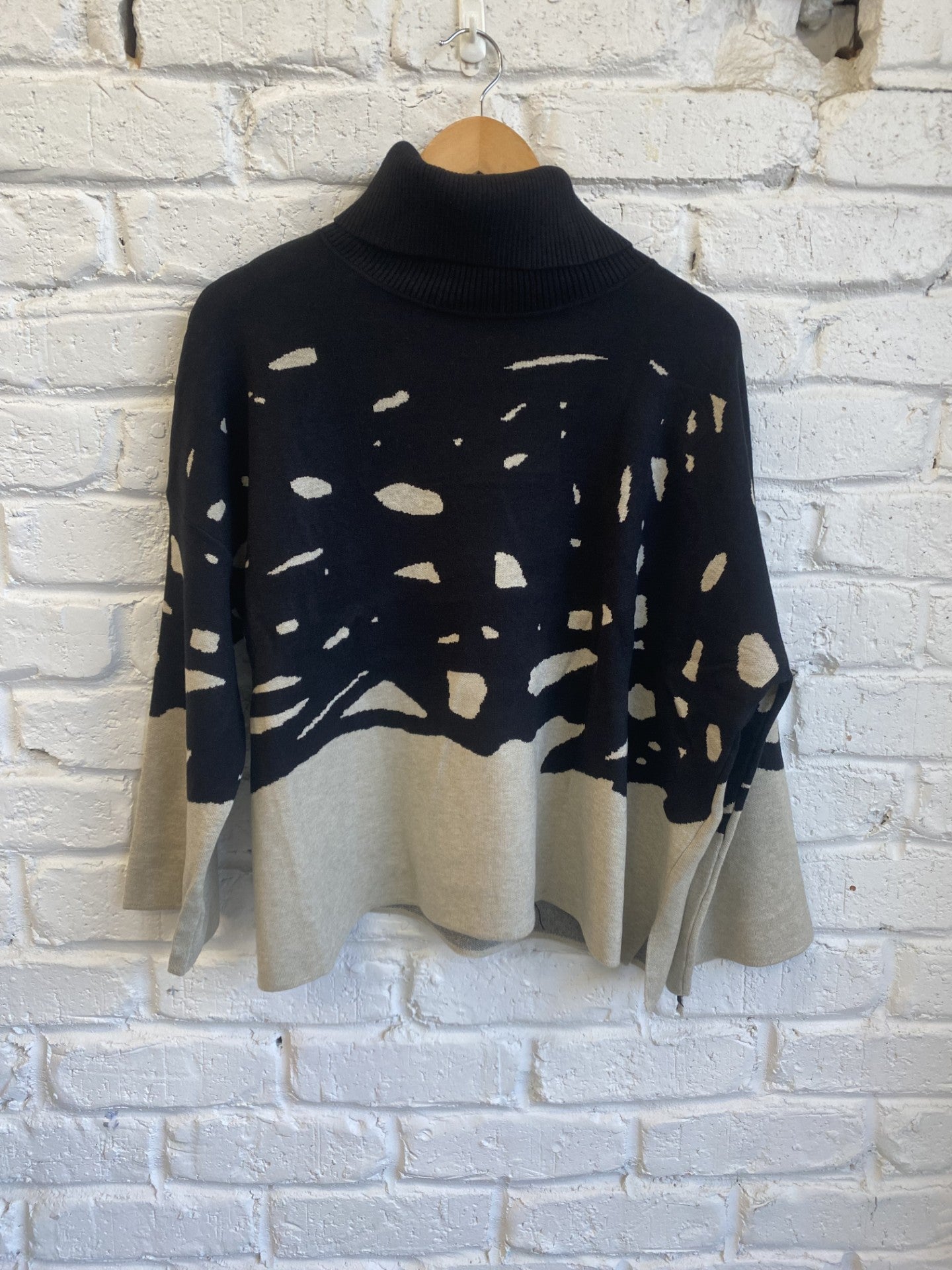SPLASH KNIT