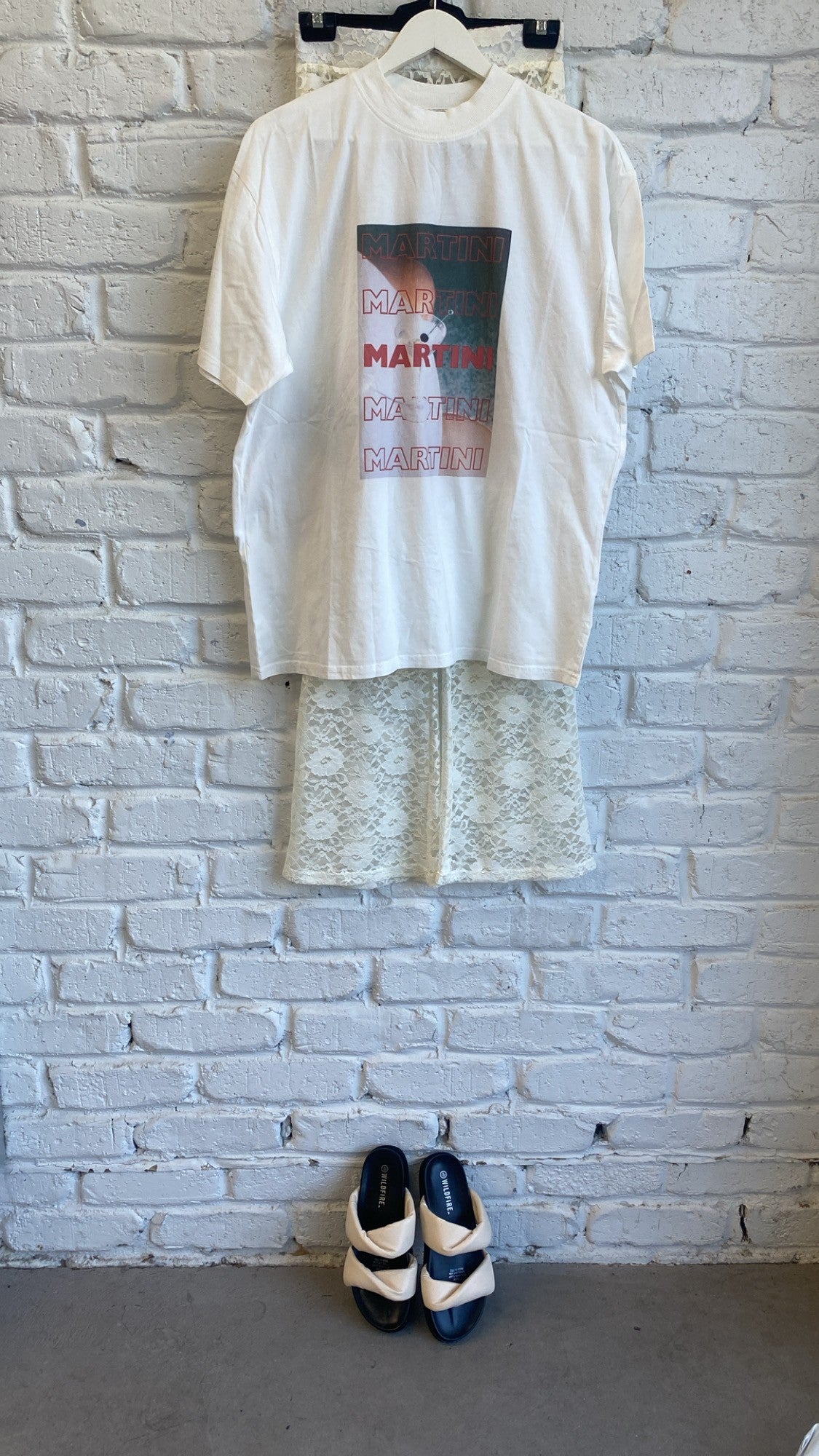 DIRTY MARTINI WHITE TEE